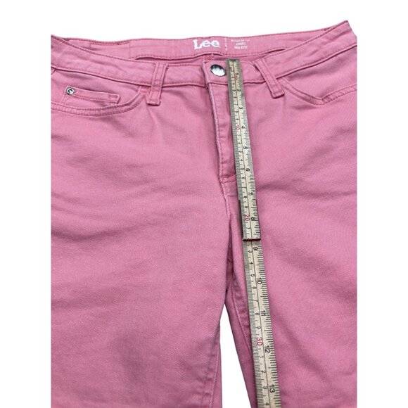 Lee Womens Regular Fit Mid Rise Pink Shorts Size 6M Cotton/Polyester - Picture 6 of 8